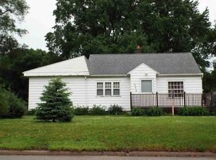 440 Fairfield St, Waterloo, IA 50703