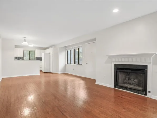 2109 Defoors Ferry Rd NW APT B, Atlanta, GA 30318
