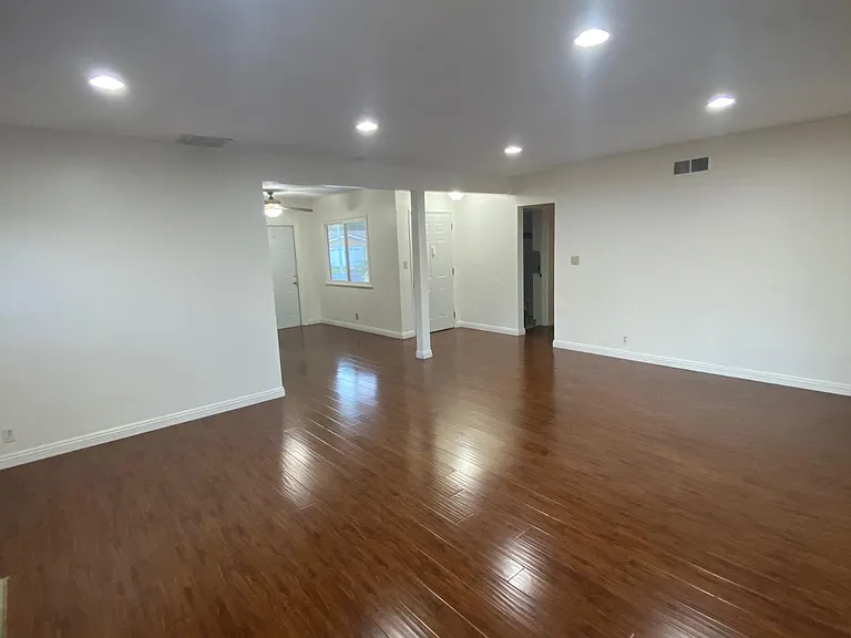 3115 W Olinda Ln — Photo 24