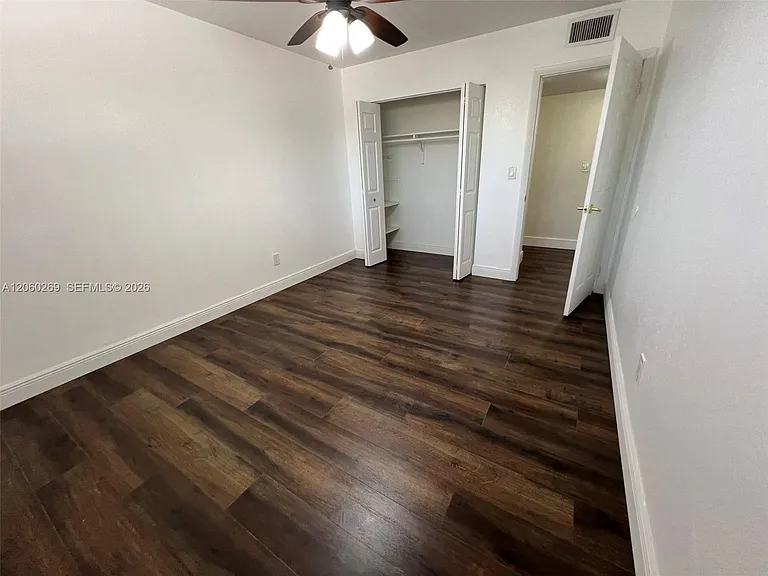 1820 W 72nd Pl — Photo 16