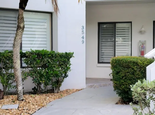 3549 Indigo Pond Dr, Palm Harbor, FL 34685