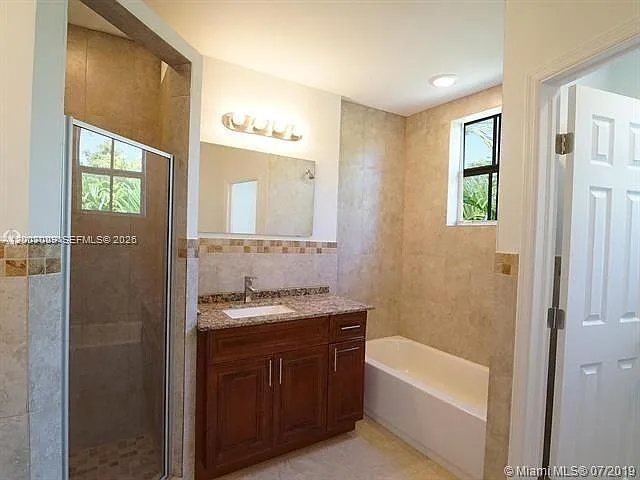 4 bed, 2900 sqft, $3,400 — Photo 4