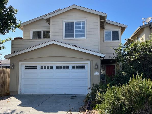 1241 Kenneth St, Seaside, CA 93955