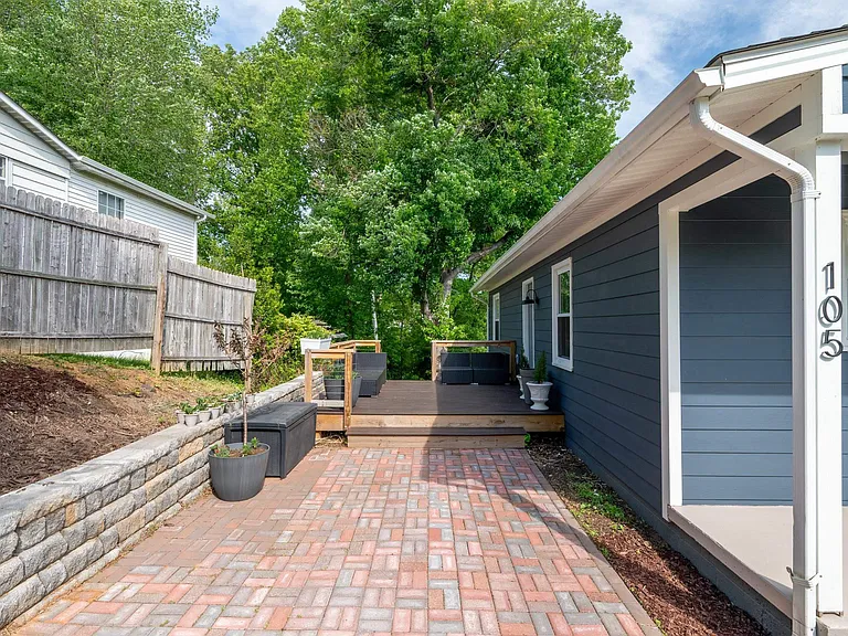 105 Hartmans Mill Rd #A — Photo 40