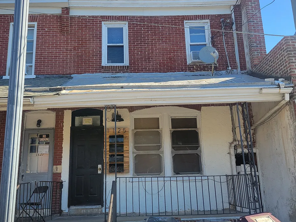 1125 W 4th St #3