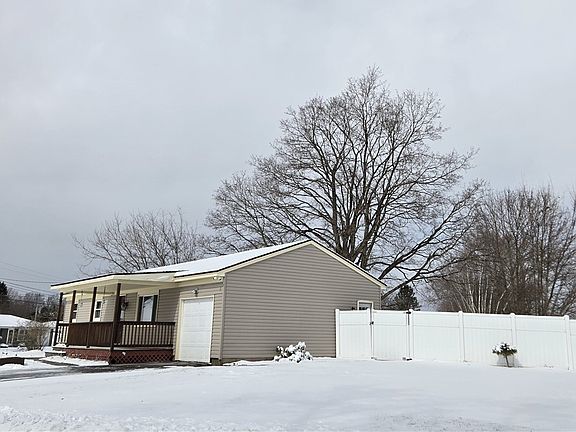 2nd image of 6651 Bishopp Rd