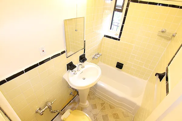 Rented by Keller Williams Realty Landmark II | media 6