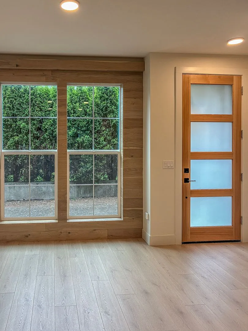 Brand New 2 Bedroom 2.5 bathroom Townhome in Concordia District ! — Photo 4