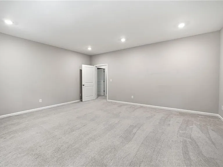 4367 Waxwing St — Photo 40