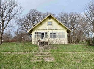 304 Minden St, Ong, NE 68452