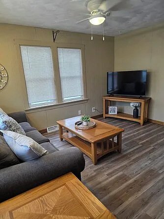 3 bed, 625 sqft, $1,650 — Photo 4