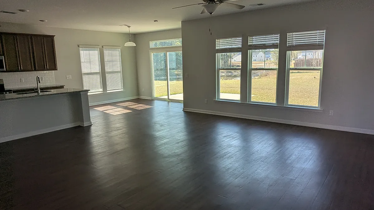 Building Photo - 19 Cantata Cir