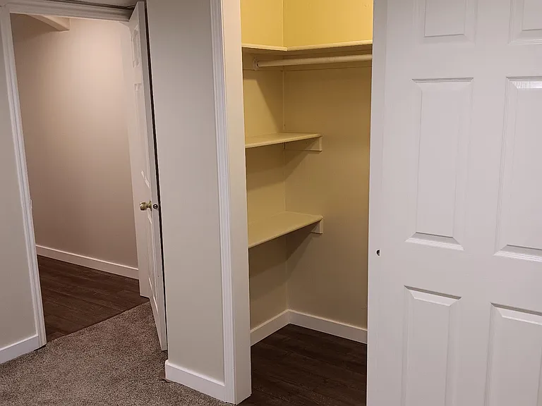 11627 S Country Crossing Rd #BASEMENT — Photo 19