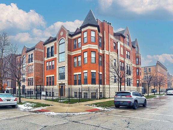 2nd image of 4800 S Saint Lawrence Ave #1N