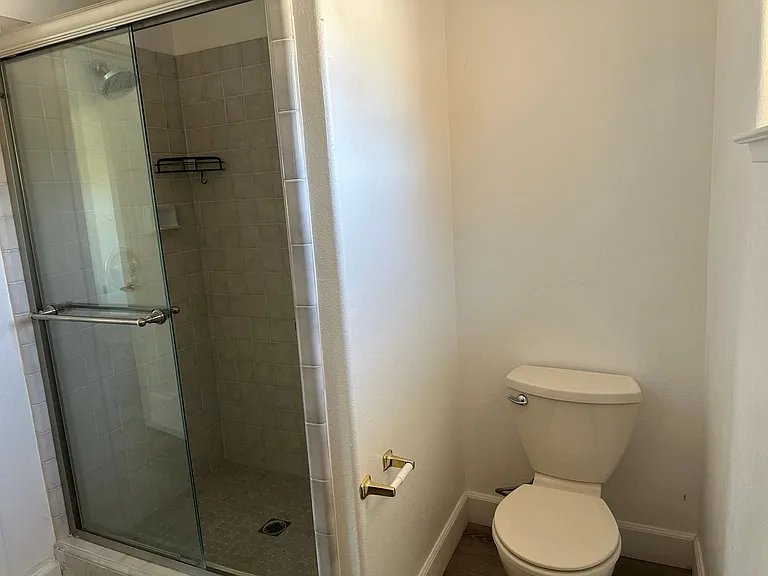 2170 Bel Air Pl — Photo 11