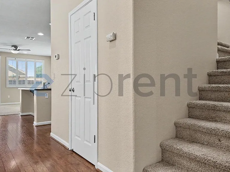 9749 Shanelyn Way — Photo 9