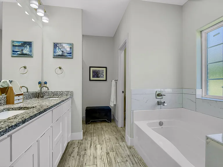 3101 S College Blvd — Photo 13