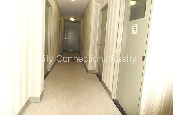 Rented by City Connections Realty | media 19