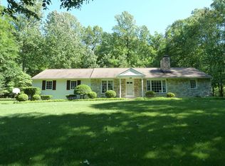 18 Friendship Ln, Malvern, PA 19355