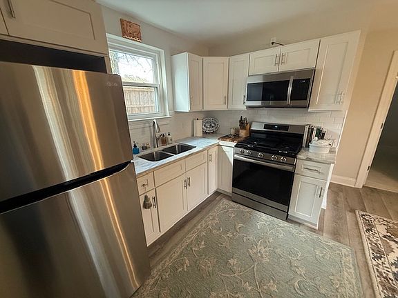 5th image of 4251 Cypress St #2