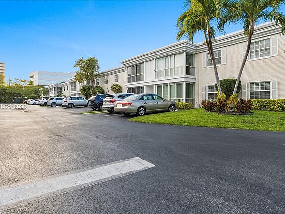 2nd image of 6315 Bay Club Dr APT 3