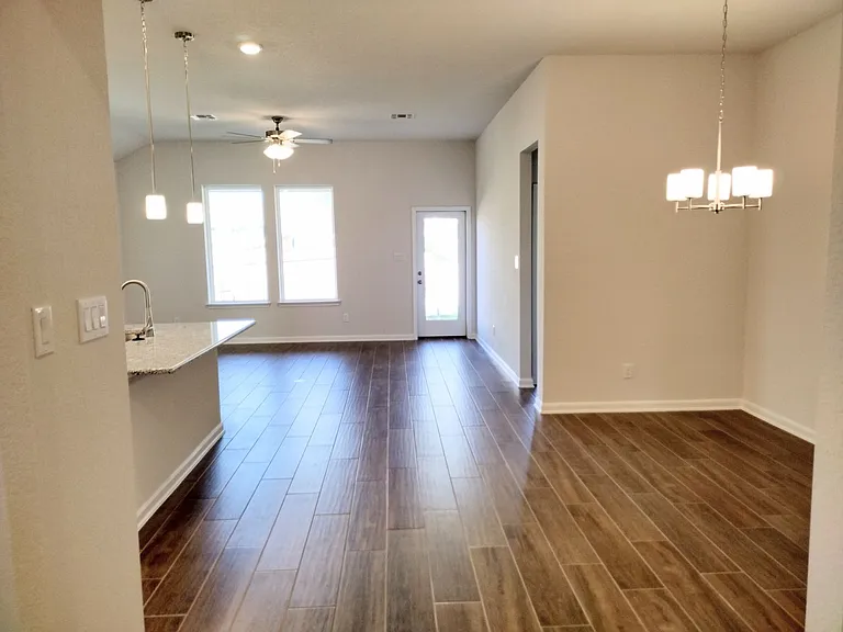10511 Briceway Bay — Photo 8