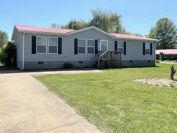 506 W Cheatham St, Union City, TN 38261