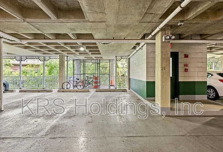 2050 N Calvert St #410 — Photo 24