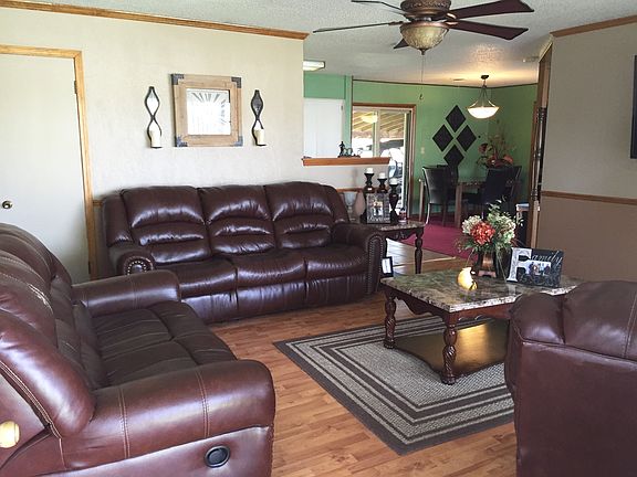 3rd image of 1902 Grinnell Dr