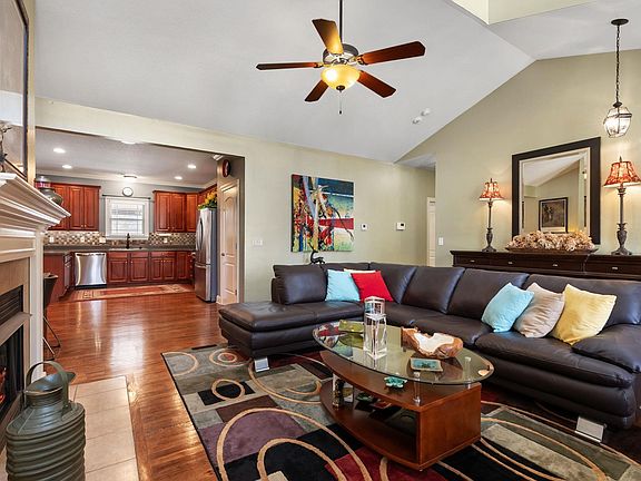 5th image of 115 Forest Cove Ln