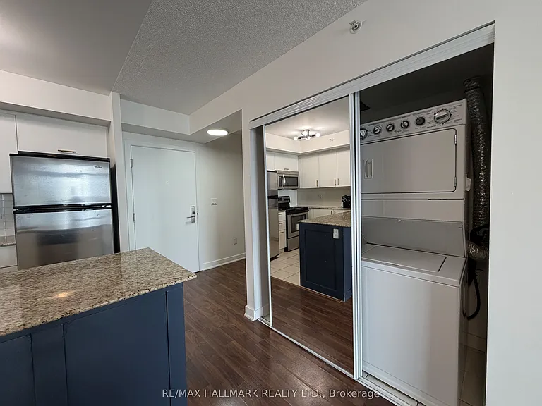 5740 Yonge St #1805 — Photo 3