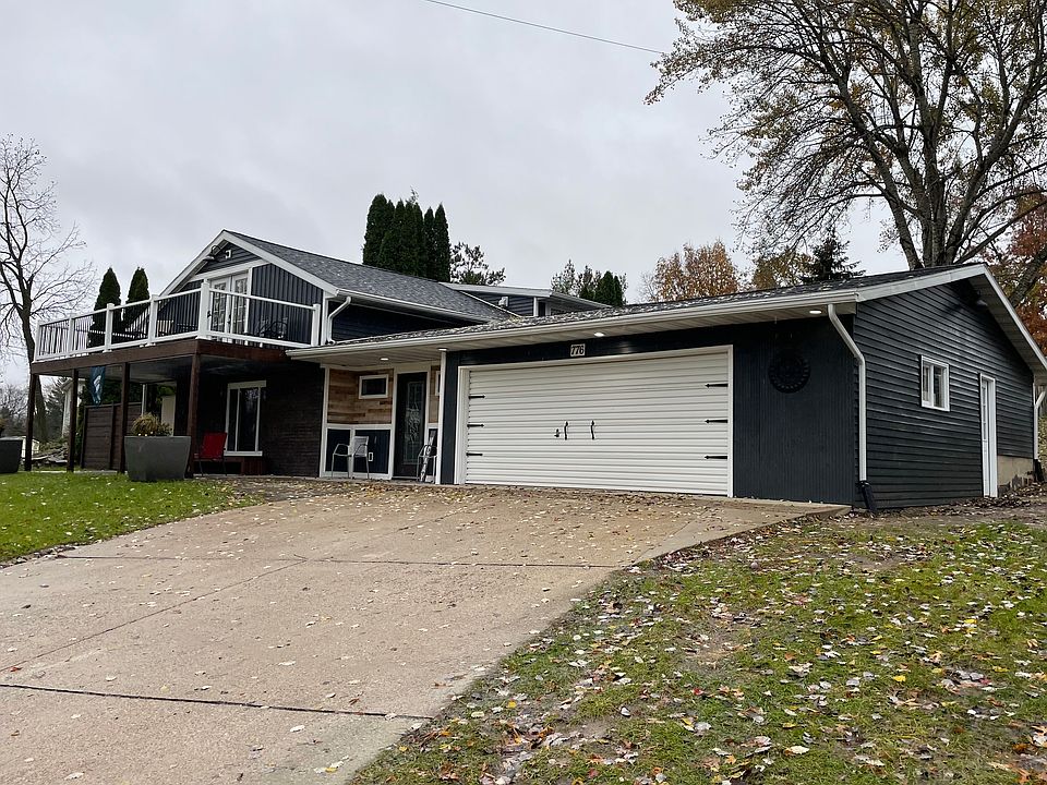 1st image of 776 Kornoelje Dr NE