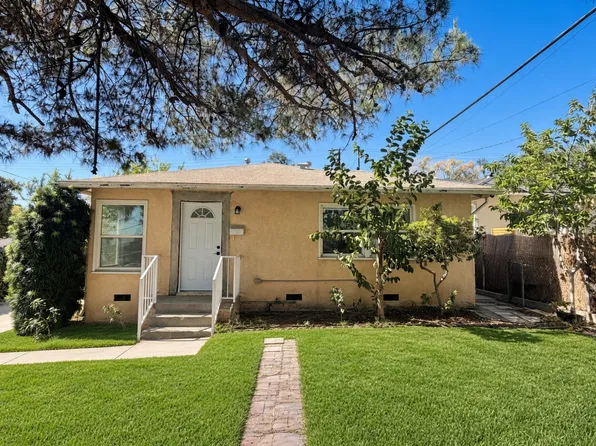 1401 N Altadena Dr, Pasadena, CA 91107