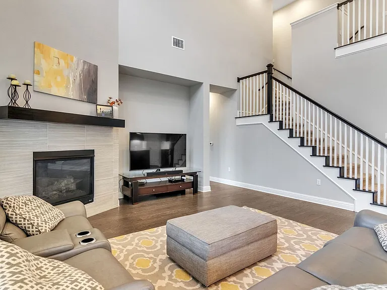 7100 Trissino Dr — Photo 18