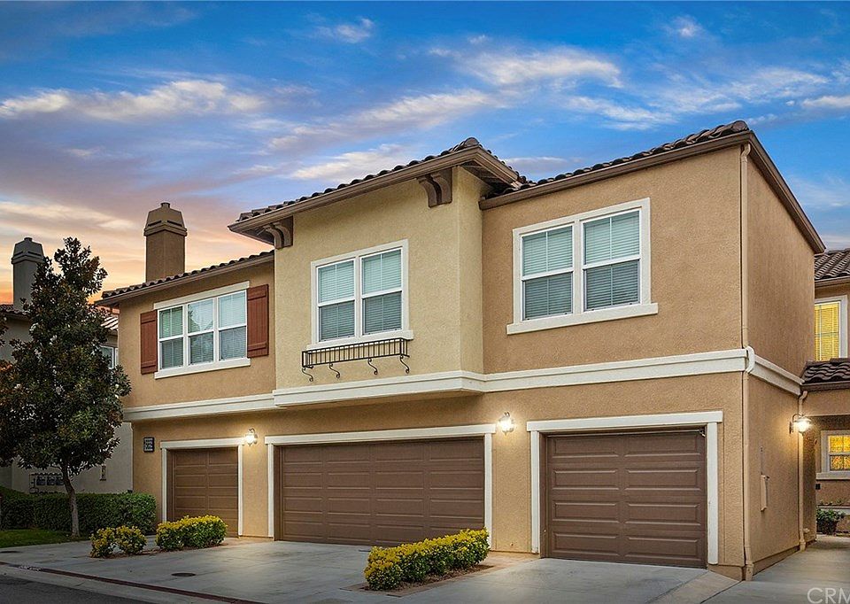 1st image of 15659 Vista Way Unit 104