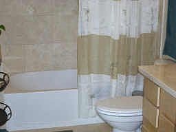 5th image of 500 Throckmorton St APT 1907