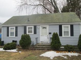 52 Fenway Cir, Brockton, MA 02301