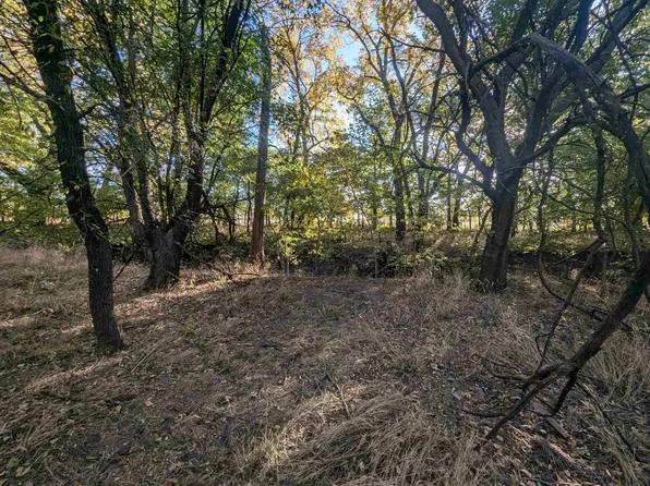 5640 S Spencer Rd, Newton, KS 67114