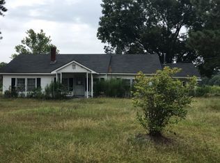 8015 Holdens Cross Rd, Fountain, NC 27829