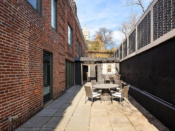 1 Beekman Place image 22 of 30