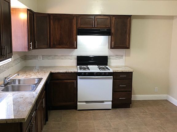 5th image of 4299 W Myrtle Ave #4307