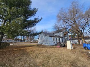 132 S Linden St, Adams, WI 53910