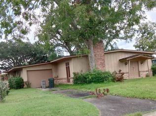 30 Vanderbilt Rd, Pensacola, FL 32506