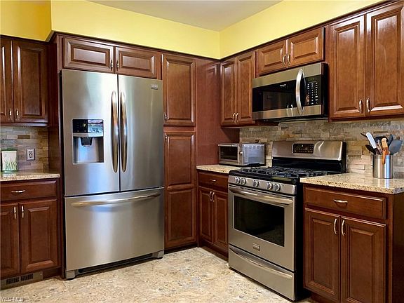 5th image of 1840 Sequoya Dr