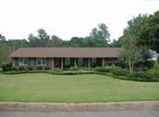 129 Clifton Dr, Athens, GA 30606