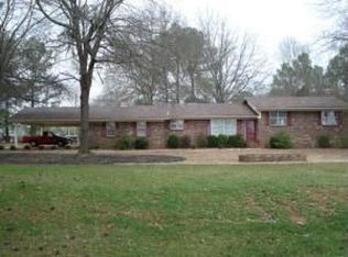 915 N Acre Dr, New Albany, MS 38652
