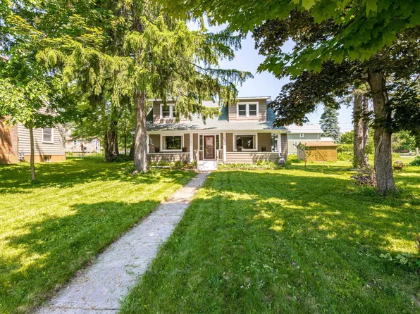 4223 McCulloch St, Duluth, MN 55804
