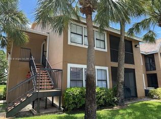 Vista Lago At The Hammock, Miami, FL 33196