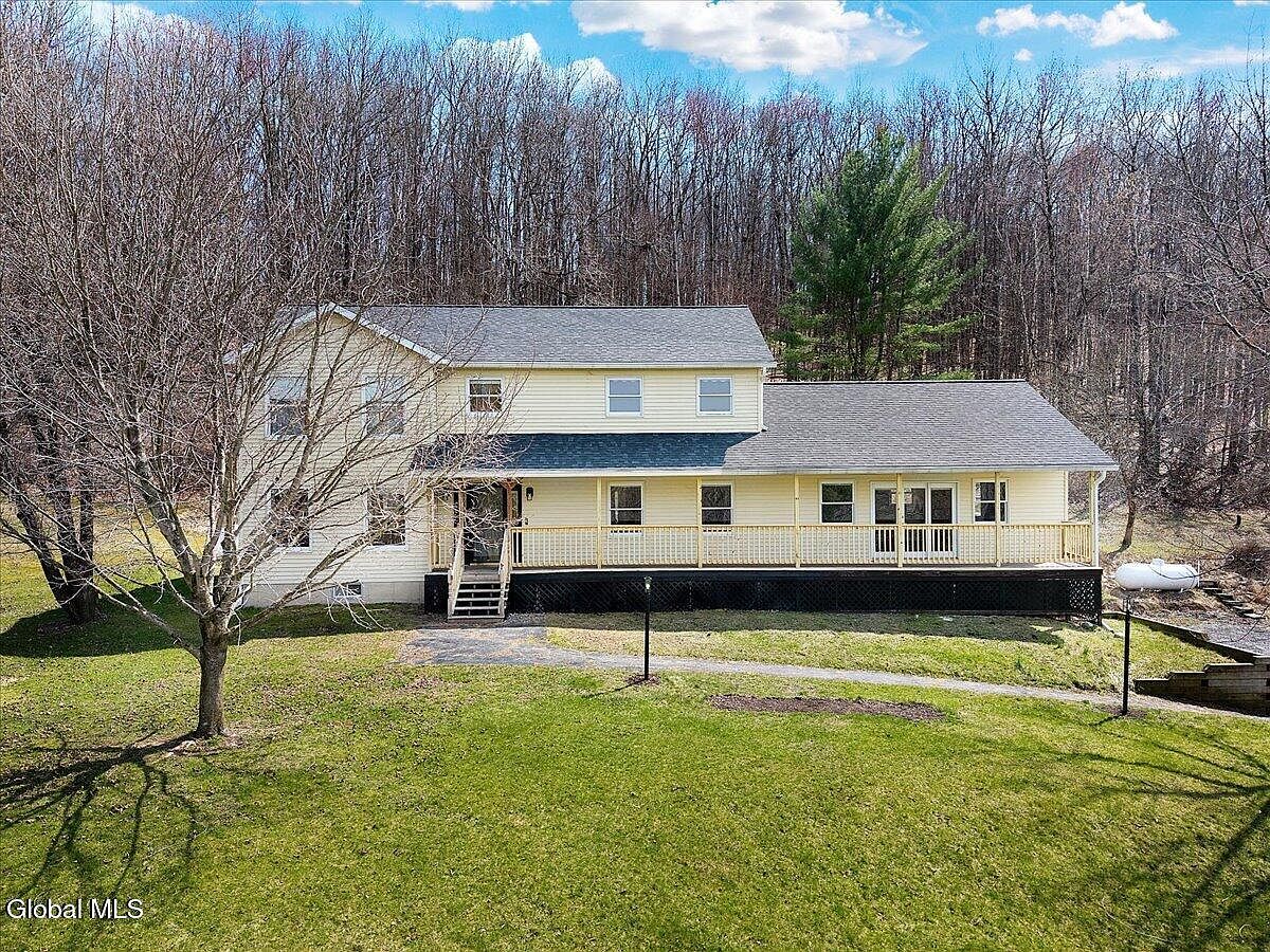 1st image of 641 Knickerbocker Road
