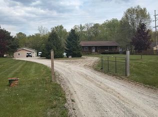 11697 Rawsonville Rd, Belleville, MI 48111